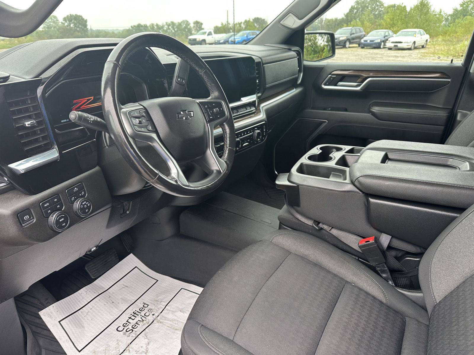 Used 2022 Chevrolet Silverado 1500 RST AWD/4WD image 18