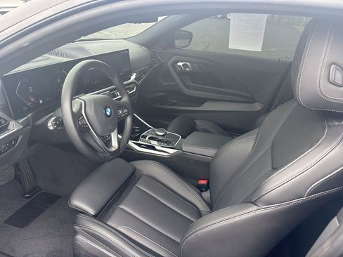Used 2024 BMW 230i Coupe w/ Premium Package image 11