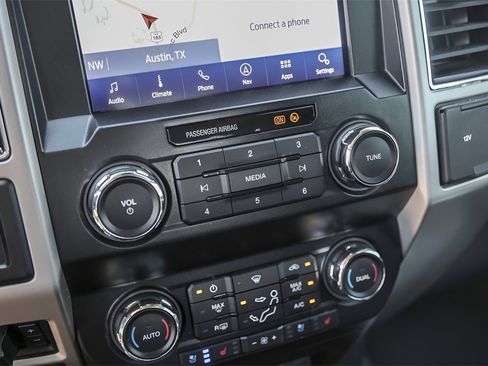 Used 2021 Ford F250 Lariat w/ Lariat Value Package image 22