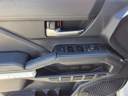 Used 2024 Toyota Tacoma TRD Off-Road image 17