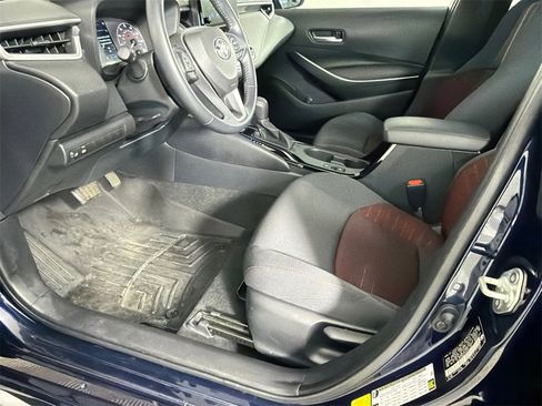 Used 2023 Toyota Corolla SE image 9