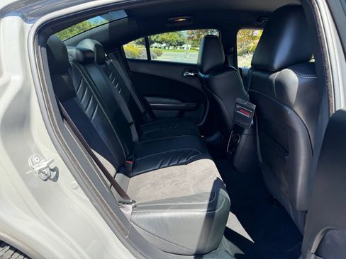 Used 2019 Dodge Charger SRT Hellcat RWD image 19
