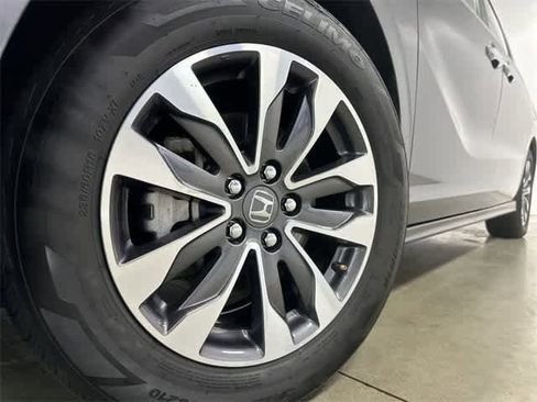 Certified 2024 Honda Odyssey EX-L image 28