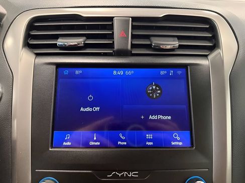 Used 2020 Ford Fusion SEL FWD image 22