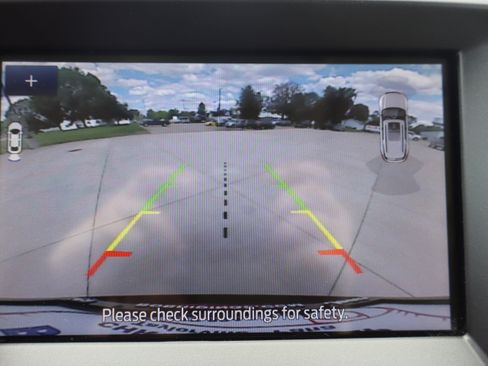 Used 2020 Ford Edge Titanium w/ Equipment Group 301A AWD/4WD image 20