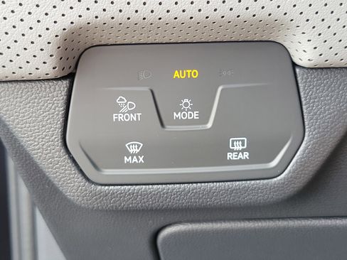 New 2026 Volkswagen Atlas Peak Edition image 23