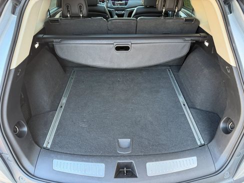 Used 2018 Cadillac XT5 Luxury image 24