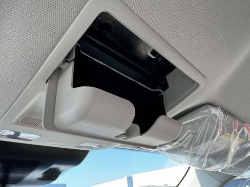 New 2025 Ford Maverick Lariat w/ 4K Tow Package image 30