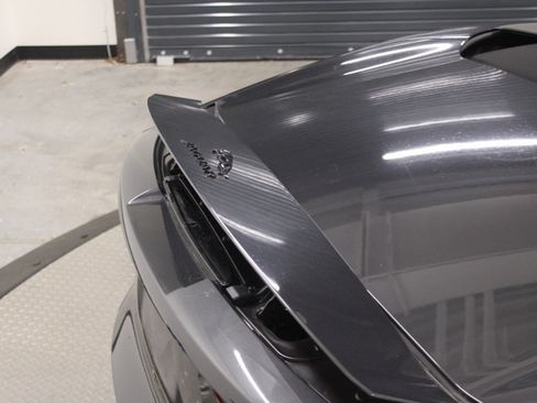 Used 2022 Jaguar F-TYPE R image 9