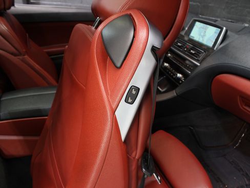 Used 2012 BMW 650i Coupe image 36