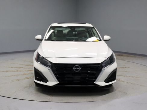 Certified 2024 Nissan Altima 2.5 SL AWD/4WD image 12