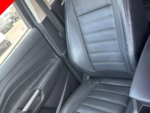 Used 2018 Ford Escape SEL FWD image 17