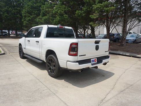 Used 2024 RAM 1500 Laramie AWD/4WD image 21