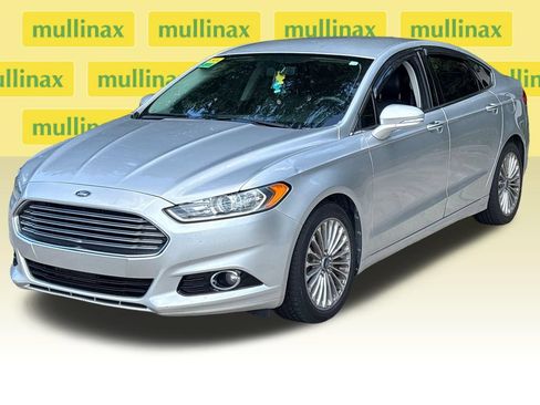 Used 2013 Ford Fusion Titanium FWD image 13