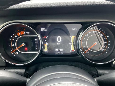 Used 2021 Jeep Wrangler Unlimited Sport image 24