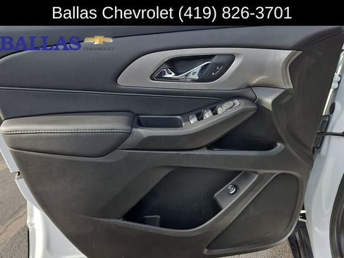 Certified 2022 Chevrolet Traverse LT image 23