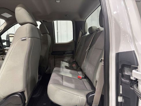 Used 2019 Ford F250 XL w/ Snow Plow Prep Package AWD/4WD image 13