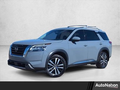 Used 2023 Nissan Pathfinder Platinum