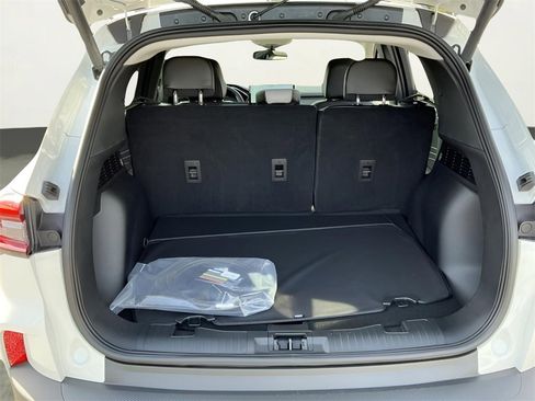 New 2026 Ford Escape SE w/ PHEV Premium Package image 24