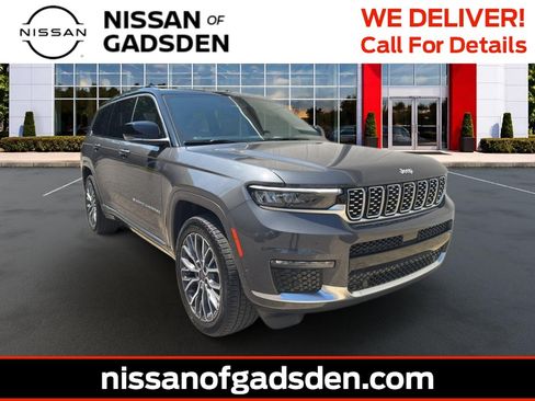 Used 2025 Jeep Grand Cherokee L Summit AWD/4WD image 1