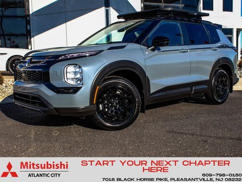 New 2026 Mitsubishi Outlander Trail Edition image 1