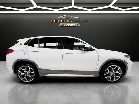 Used 2018 BMW X2 xDrive28i w/ M SportX Package AWD/4WD image 6