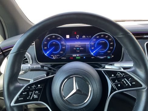 Used 2023 Mercedes-Benz EQS 450+ SUV w/ Pinnacle Trim Package image 13