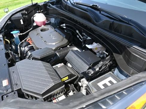 Used 2021 Kia Sportage EX FWD image 16