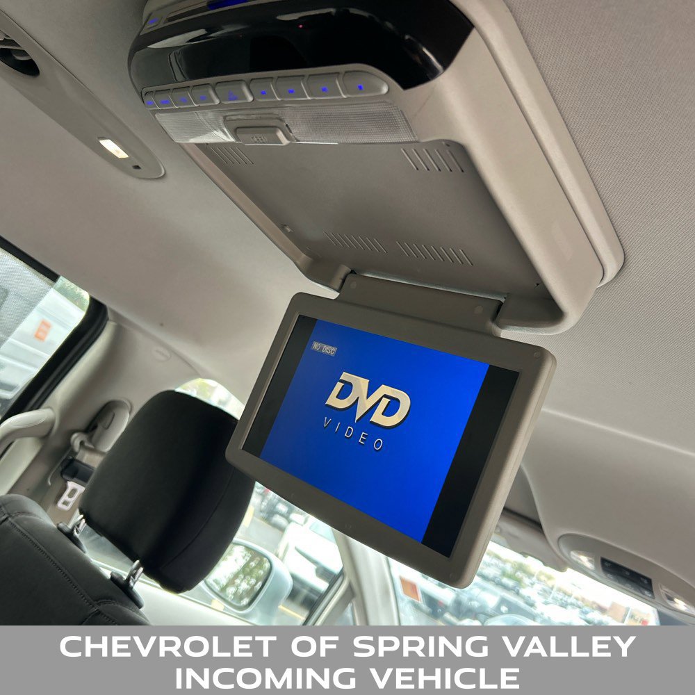 Used 2018 Chrysler Pacifica Touring Plus w/ Tire & Wheel Group FWD image 10