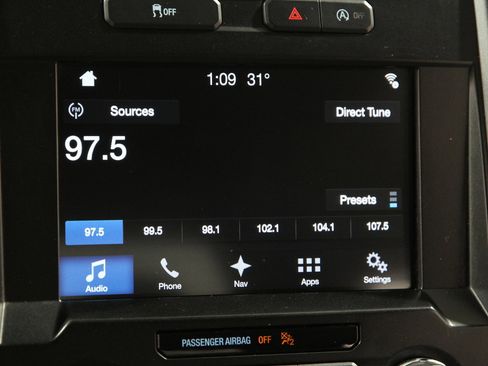 Used 2017 Ford F150 XLT w/ Equipment Group 302A Luxury image 11