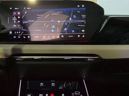 New 2026 Audi A6 Premium Plus AWD/4WD image 13