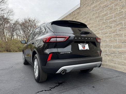Used 2024 Ford Escape Active w/ Tech Pack #2 AWD/4WD image 6
