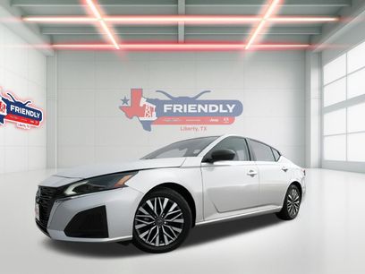 Used 2024 Nissan Altima 2.5 SV