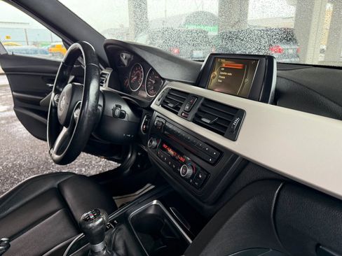 Used 2015 BMW 320i Sedan image 20