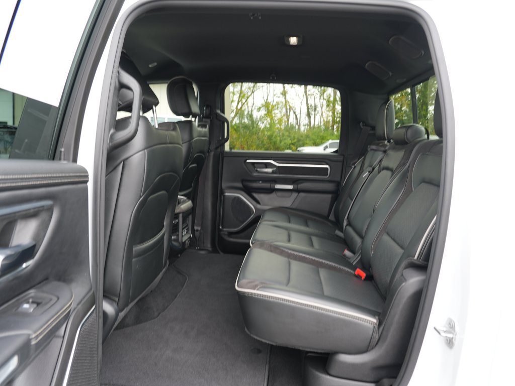 Used 2025 RAM 1500 Laramie AWD/4WD image 18