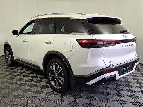 Certified 2025 INFINITI QX60 Luxe w/ Cargo Package image 9