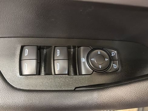 Used 2025 Chevrolet Blazer LT AWD/4WD image 16