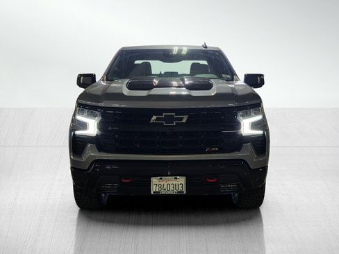 Used 2023 Chevrolet Silverado 1500 LT Trail Boss w/ LT Trail Boss Premium Package AWD/4WD image 2