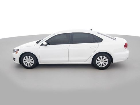 Used 2012 Volkswagen Passat 2.5 S image 8