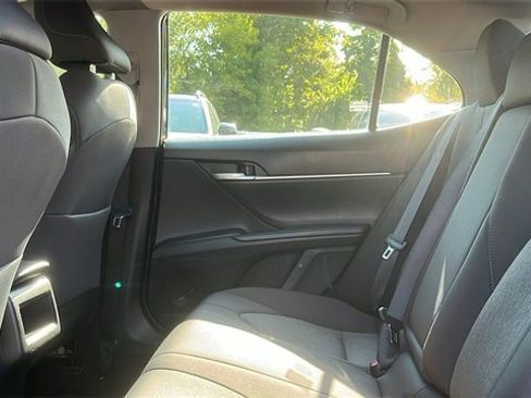 Used 2024 Toyota Camry LE image 20