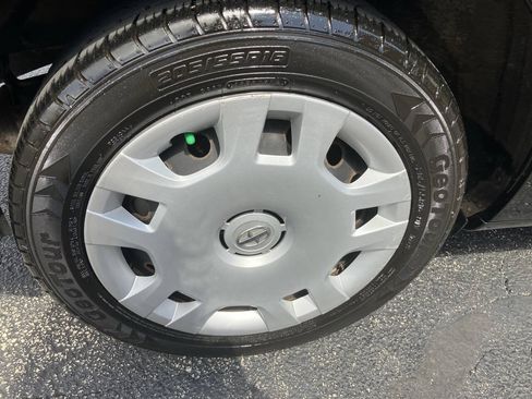 Used 2012 Scion xB FWD image 25