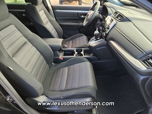 Used 2017 Honda CR-V LX image 15