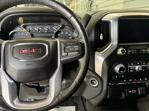 Used 2021 GMC Sierra 1500 Elevation AWD/4WD image 15