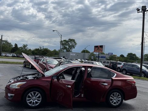 Used 2014 Nissan Altima 2.5 S FWD image 22