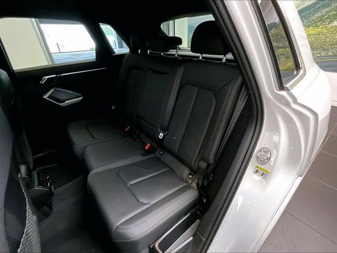 Certified 2023 Audi Q3 2.0T Premium w/ Convenience Package AWD/4WD image 21