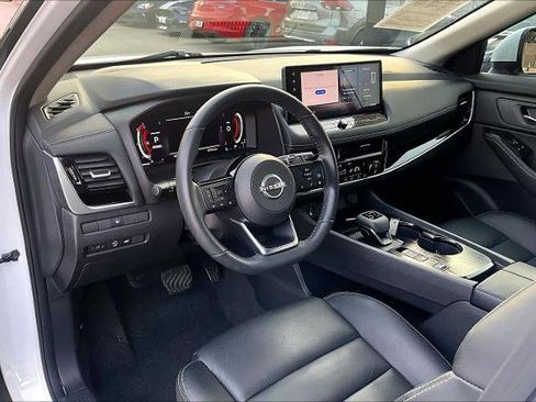 Certified 2024 Nissan Rogue SL w/ SL Premium Package image 17