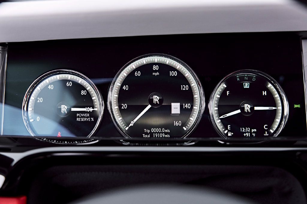 Used 2021 Rolls-Royce Phantom Sedan RWD image 80