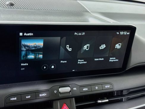 Used 2025 Kia K4 FWD image 8