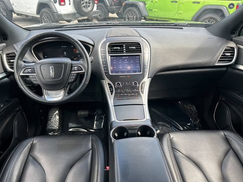 Used 2020 Lincoln Nautilus FWD image 35