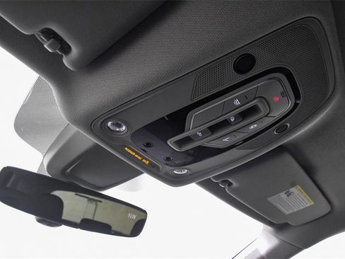 Certified 2025 Audi Q5 2.0T Premium Plus image 29